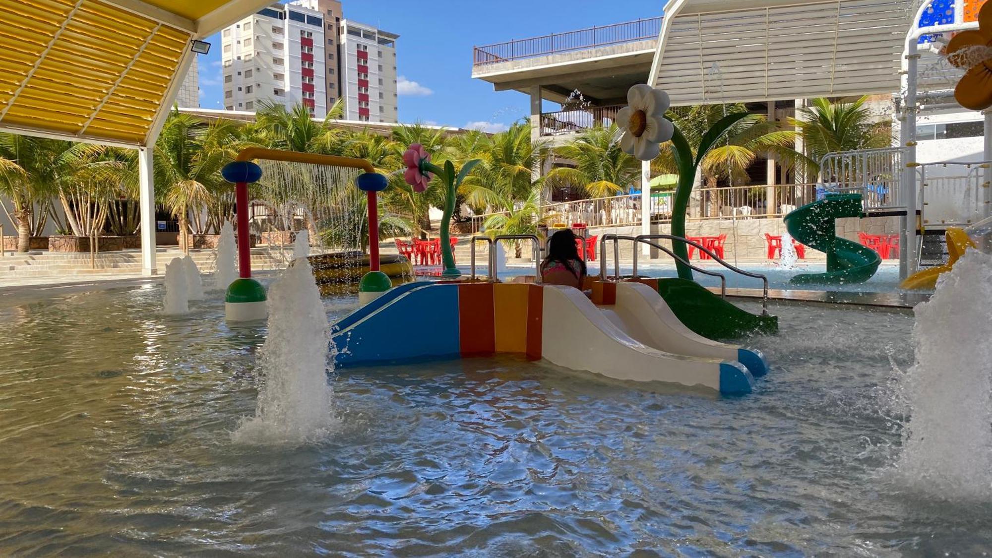 Spazzio Diroma Com Acesso Ao Acqua Park, Splash E Slide Caldas Novas Bagian luar foto